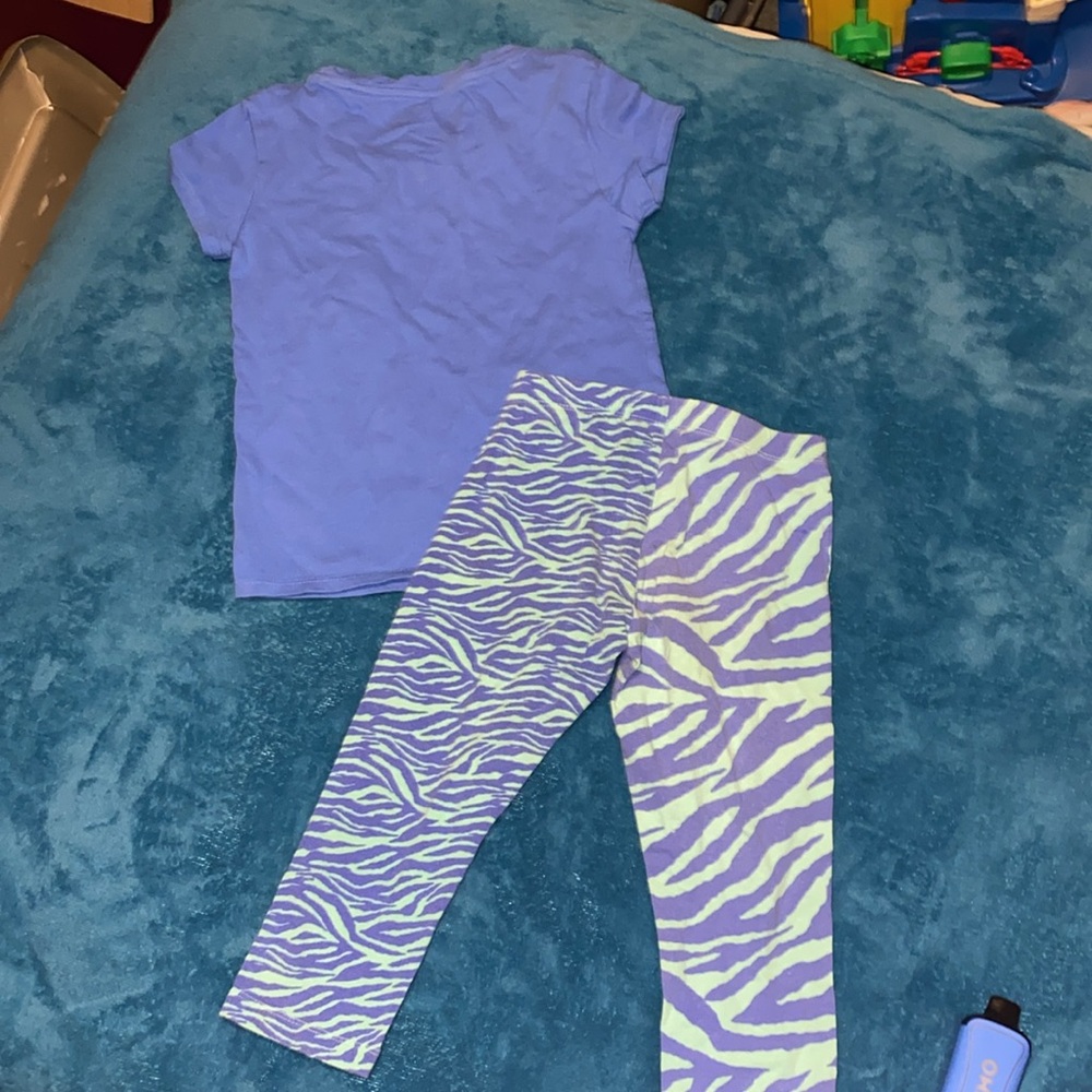 Must Bundle For $3 Deal! Cute girls spring outfits, size 7/8 - Picture 4 of 4